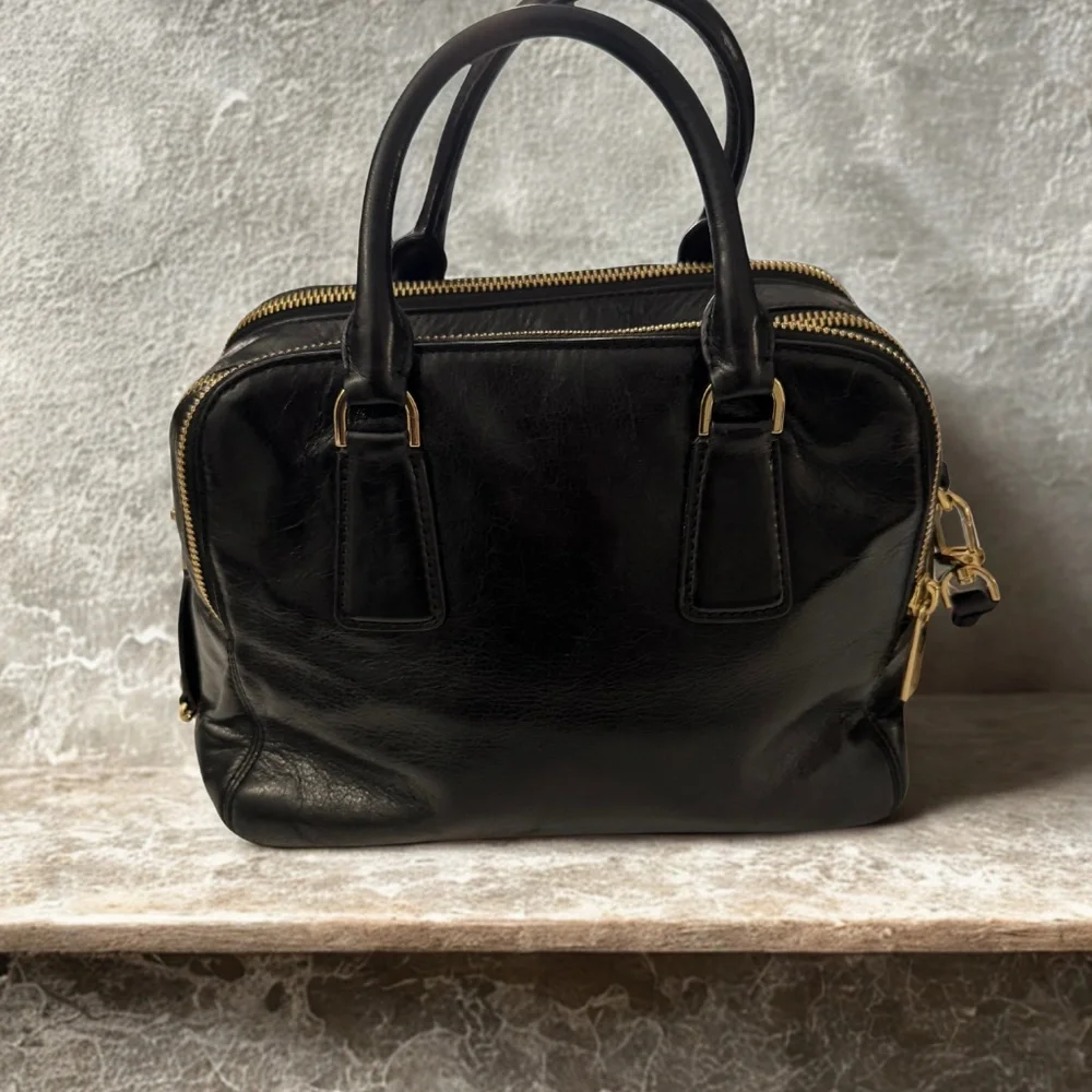 Michael Kors Alexis Medium Satchel Black - Picture 3 of 11